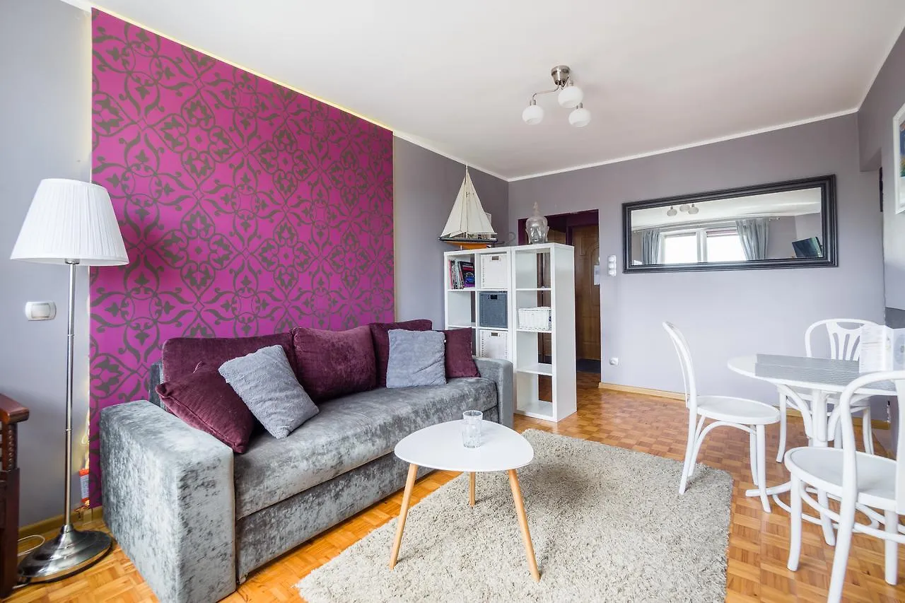 Lejlighed Apartament Dla 4 Osob Z Jedna Sypialnia I Miejscem Do Pracy Zdalnej W Sopocie By Noclegi Renters Sopot