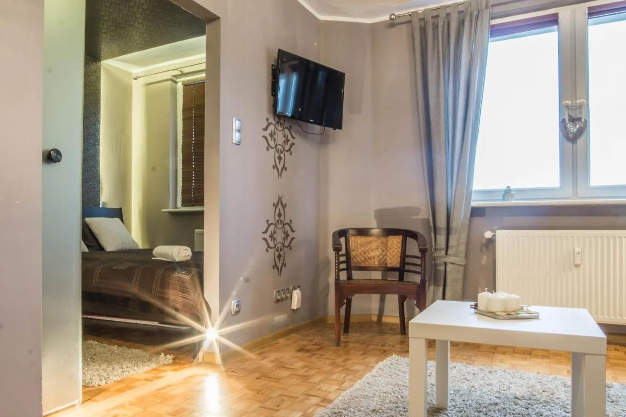 Apartament Dla 4 Osob Z Jedna Sypialnia I Miejscem Do Pracy Zdalnej W Sopocie By Noclegi Renters Sopot Lengyelország