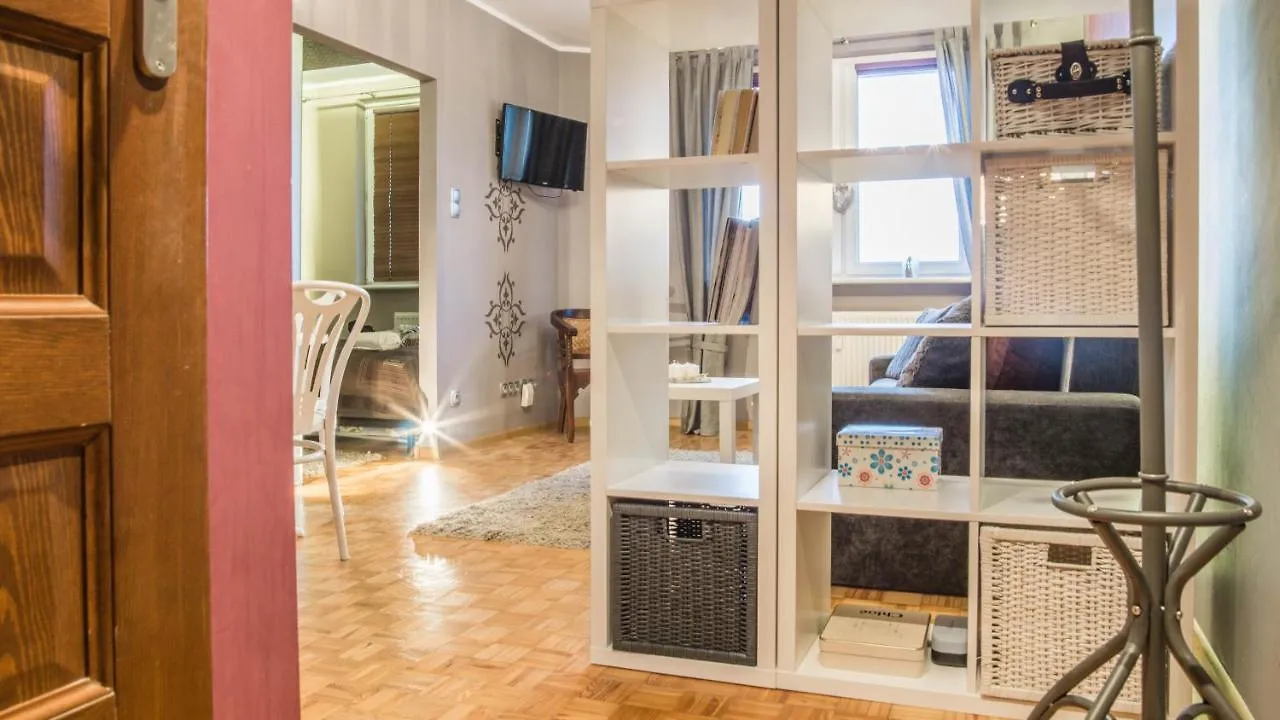 Apartman Apartament Dla 4 Osob Z Jedna Sypialnia I Miejscem Do Pracy Zdalnej W Sopocie By Noclegi Renters Sopot Lengyelország